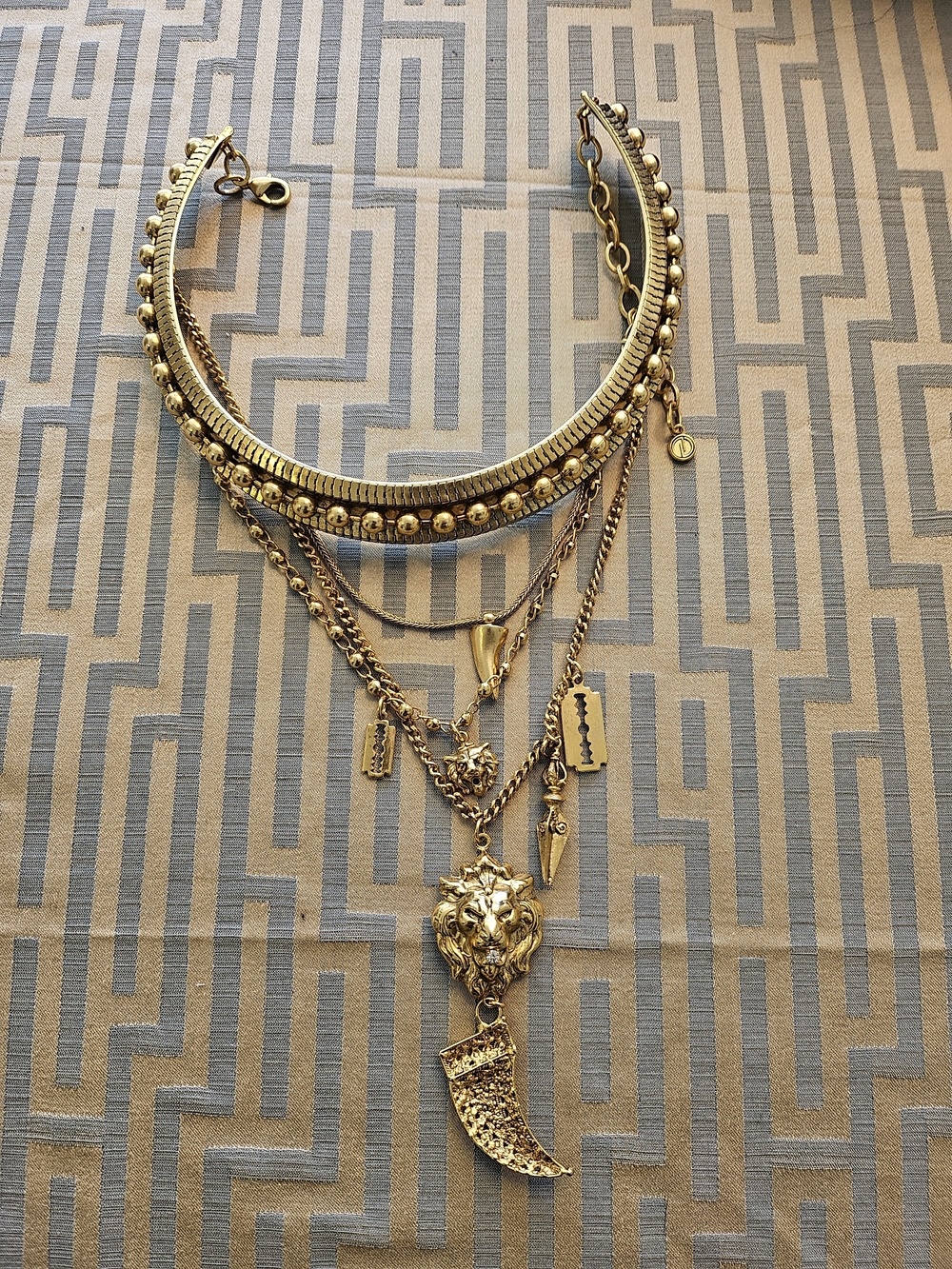 RARE: 18K Gold Plated Gold Layered Necklace - Women Jewelry - Picture 2 of 2